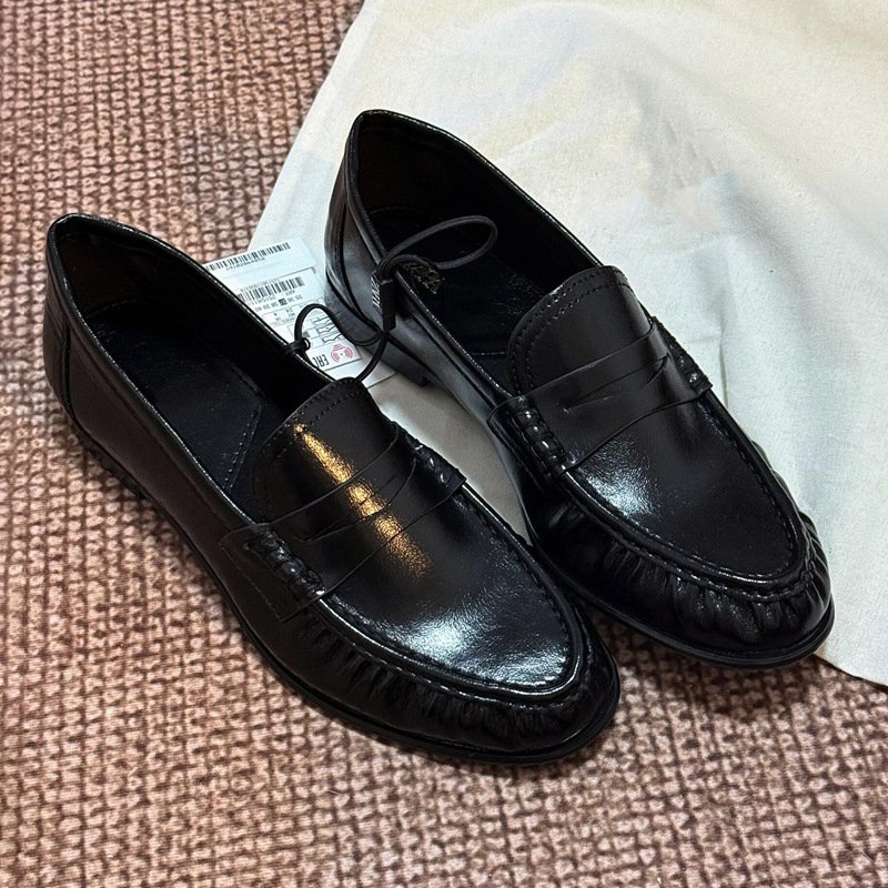 Women's Black Genuine Leather Penny Loafers with Ruched Trim and Round Toe - Vintage-Inspired Slip-On Flat