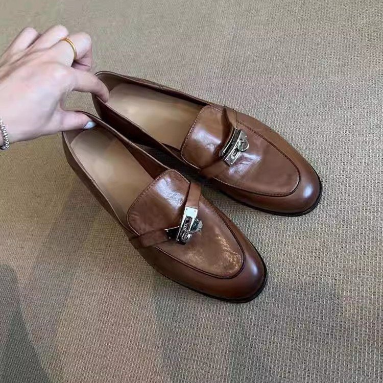 Women's Genuine Cowhide Leather Round Toe Loafers with Silver Lock Buckle Detail - Slip-On Flat Casual Shoes