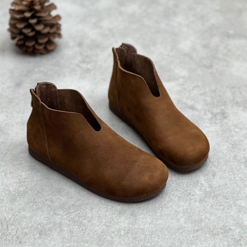 Women's Round Toe Flat Chelsea Ankle Boots in Full Grain Leather