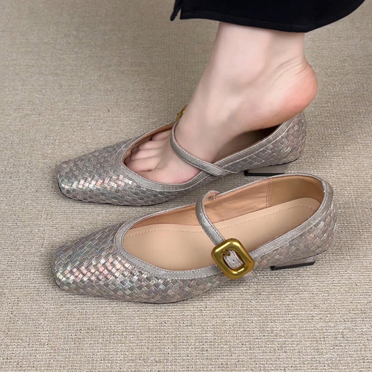 Women's Vintage Square Toe Leather Mary Jane Pumps with Block Heel