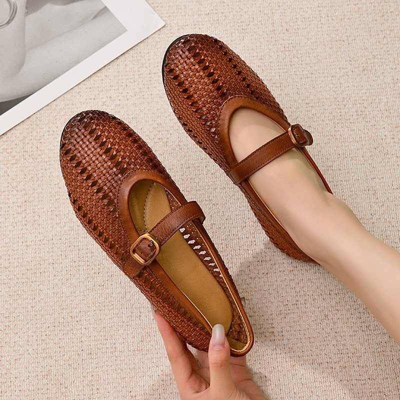 Women's Round Toe Perforated Leather Mary Jane Flats